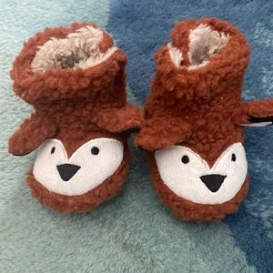 Baby slippers 0-6 month